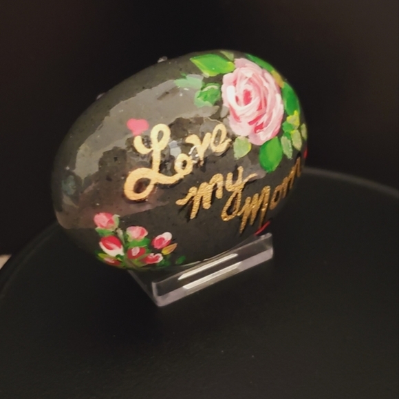 Stone Painting, painted word rock, personalized Mom rock, Stone Art - Picture 10 of 11